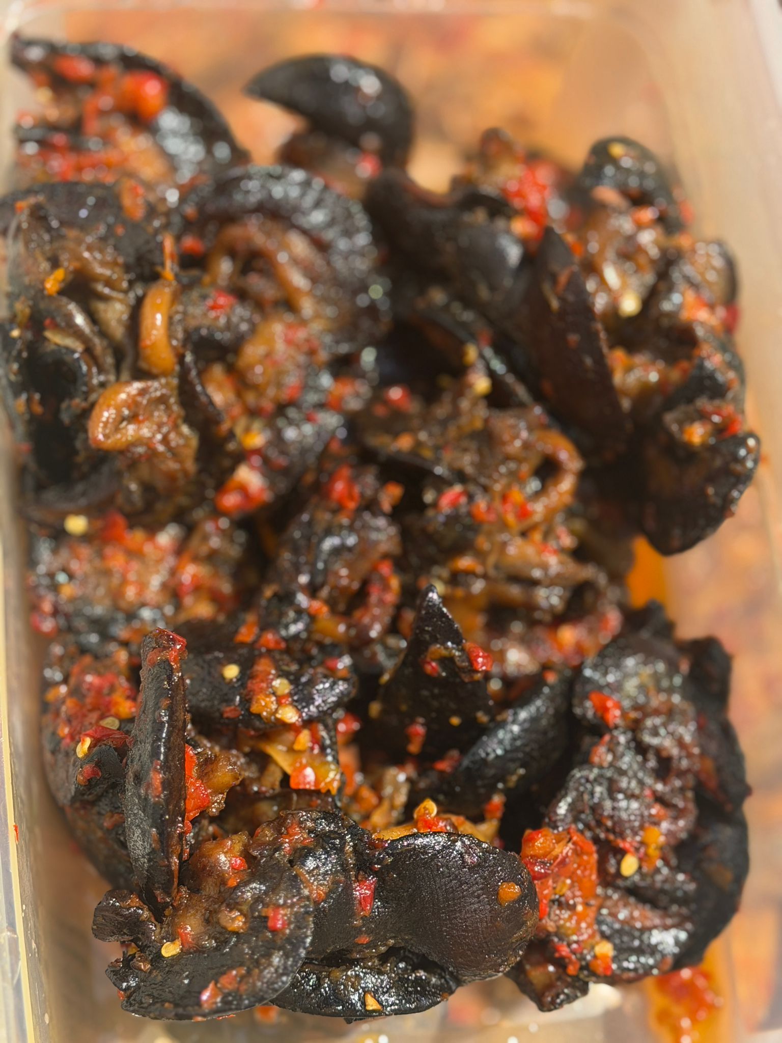 Peppered snail