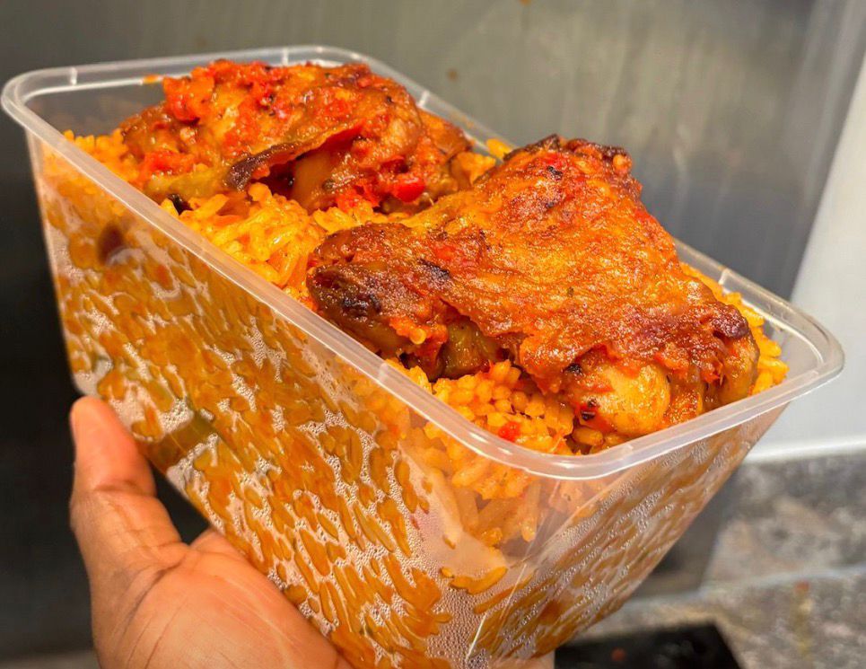 Smokey Jollof Rice & 2 Chicken